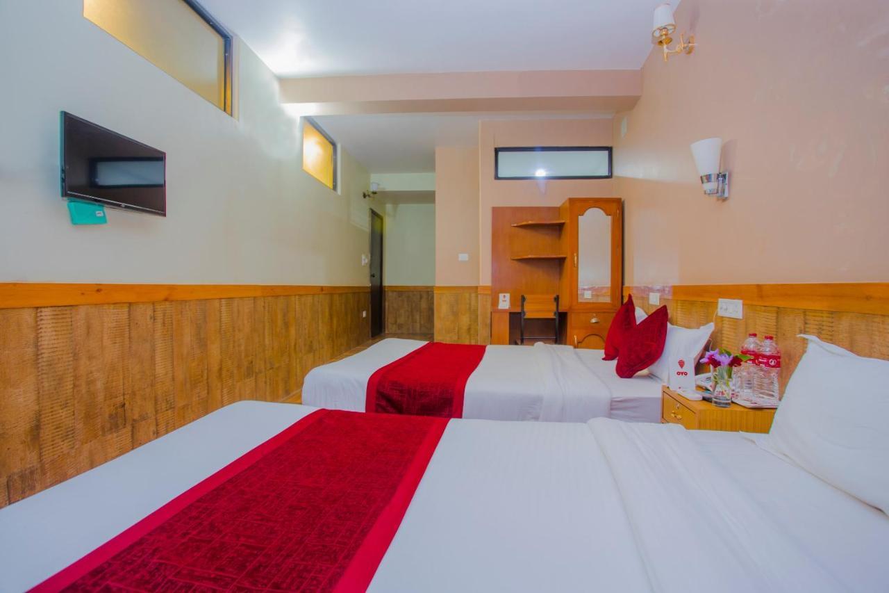 Grand Shivalaya Hotel And Restro Pokhara Buitenkant foto